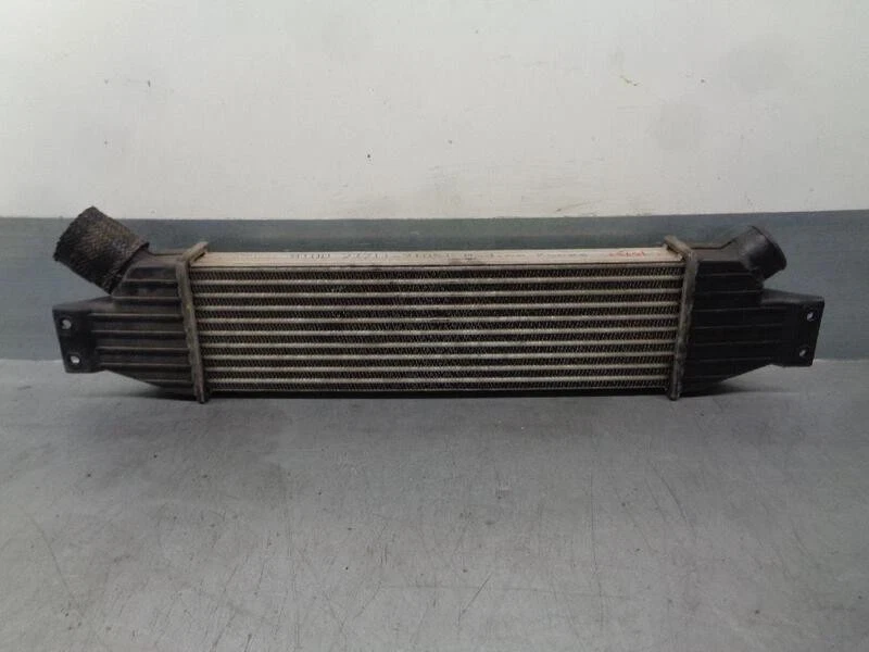 2371121051 intercooler per SSANGYONG RODIUS I 2.7 XDI 2005 4782583 - Immagine 2 di 3