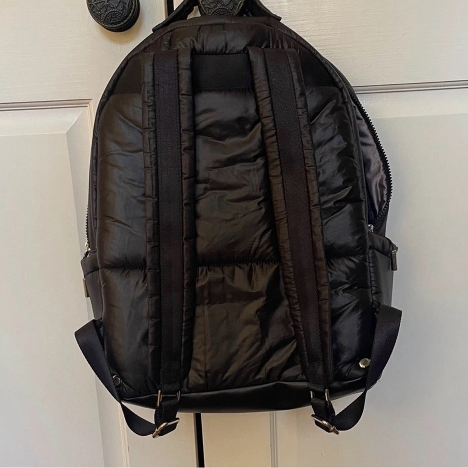 Cara’s by Athleta mochila de cercanías puffer Foto 3 de 4