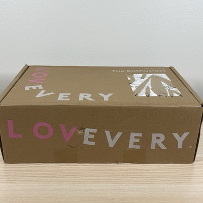 Lovevery The Enthusiast Play Kit 28, 29, 30 months OPEN/DISTRESSED BOX