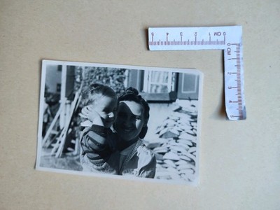   Alte Fotografie Foto 1950er Jahre Frau Mutter Kind Baby