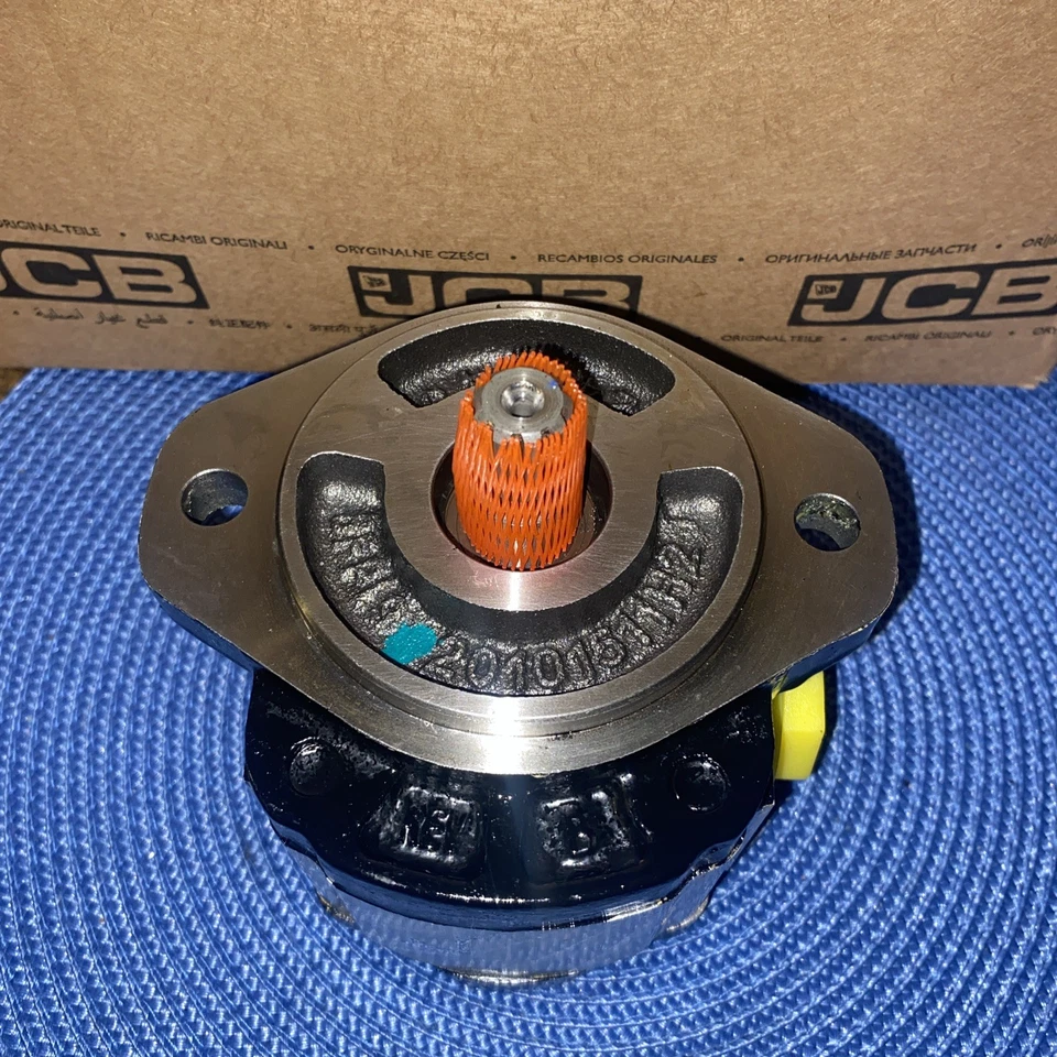 Bomba de engranajes hidráulica - JCB 402/C3534 Foto 2 de 3