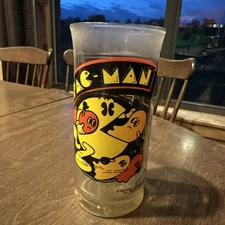 Vintage PAC-MAN Drinking Glass 1982. Bally Midway Mfg. Co.