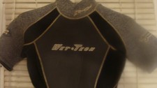 Wet Tech 3/2 Mm Wet Suit Action Series Size 4