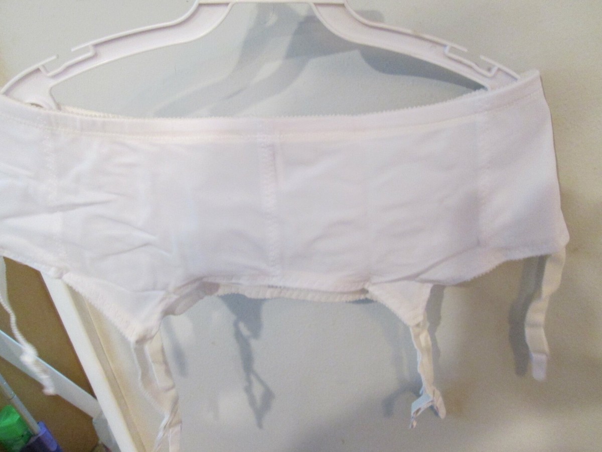 CREPE SUZETTE FOUNDATIONS 6 STRAP GARTER BELT SIZE 5 XL 40 WAIST STOCKINGS  1x-3x