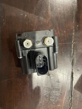 NEW- ​​​​Air Suspension Valve Block Fit For BMW NEW-open Box