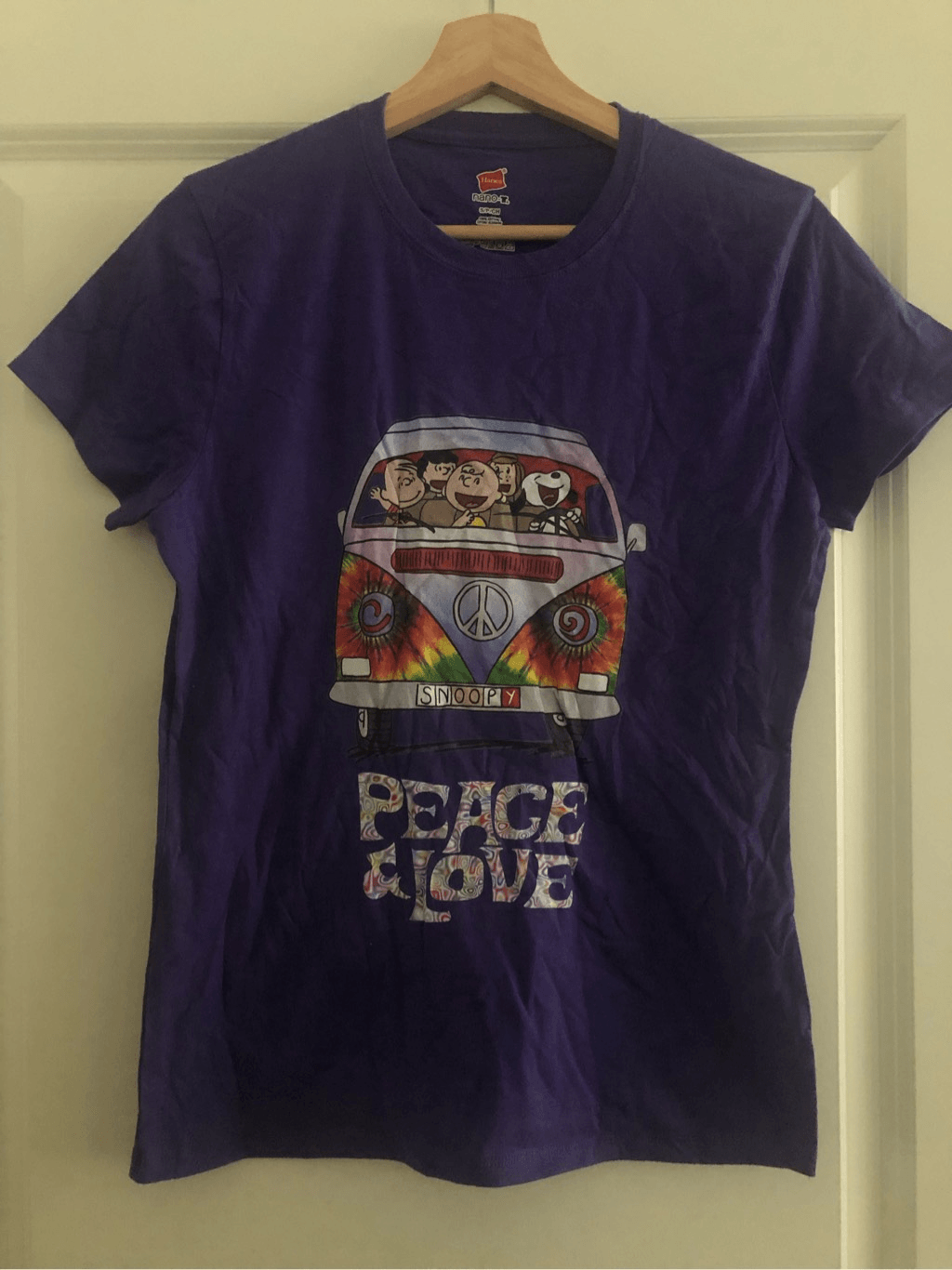 Charlie Brown Peace and Love Women's T-shirt size Small
