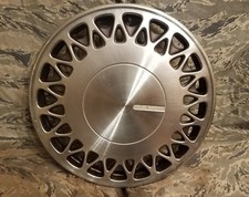 1991 1992 1993 Plymouth Voyager Min-ivan Wheel Hub Cap Oem Mopar