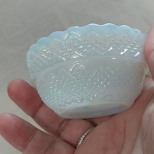 Mosser Feenlampe weiß irisierendes Glas handbemalt Schmetterling - Bild 11 von 13