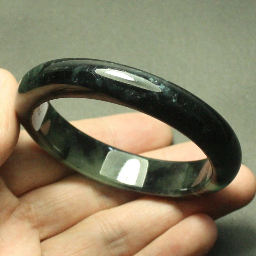 Icy jade bangle deals