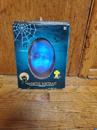Haunted Portrait Halloween Decoration scary lights sounds VTG motion ...