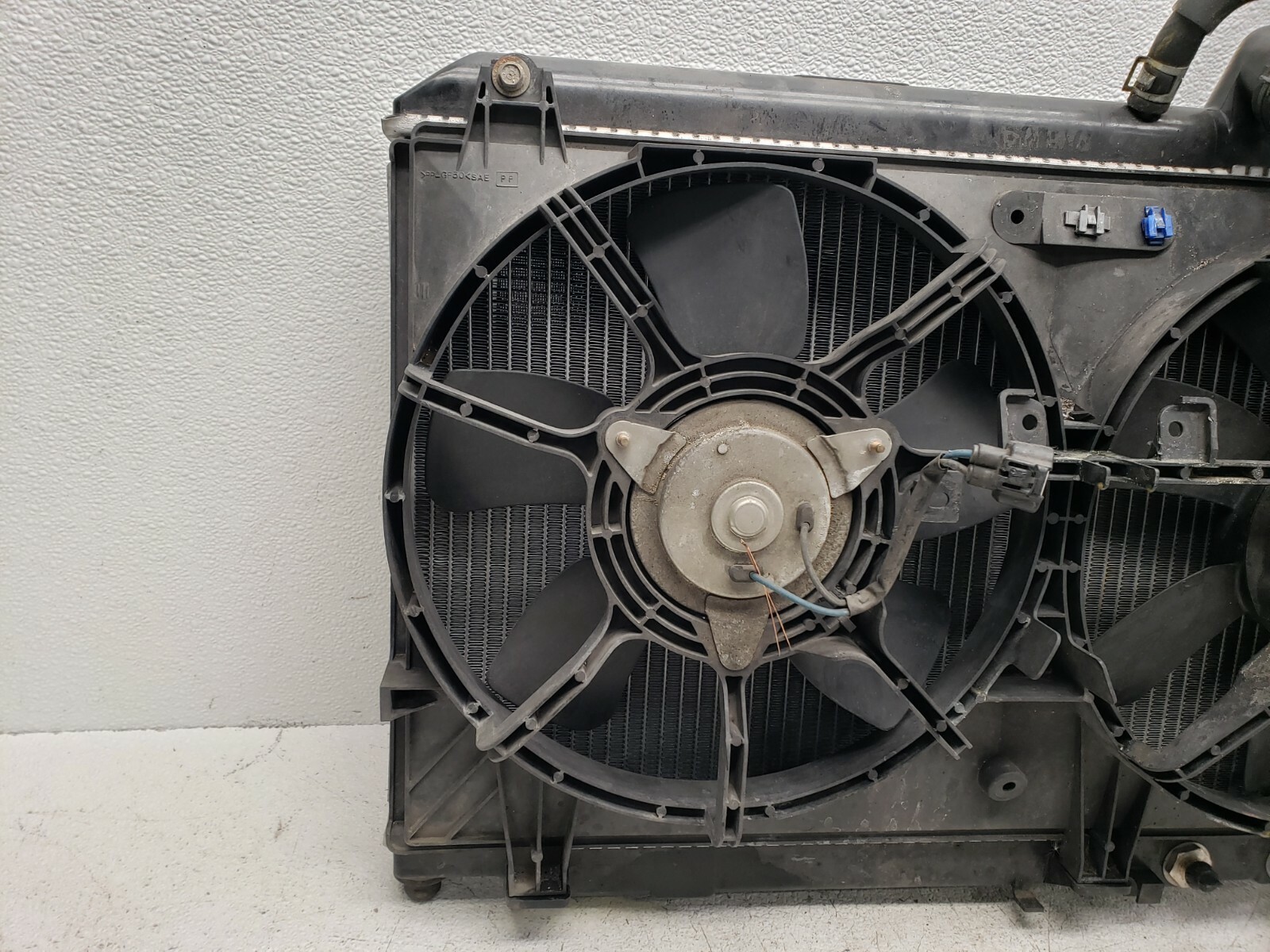 0408 MAZDA RX8 RX8 M/T RADIATOR COOLING FAN COMPLETE ASSEMBLY W/HOSES 477 OEM eBay