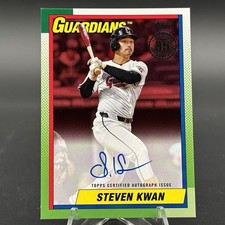 2025 Topps Steven Kwan #90A-SK 1990 35th Anniversary On Card Auto Guardians 4/5