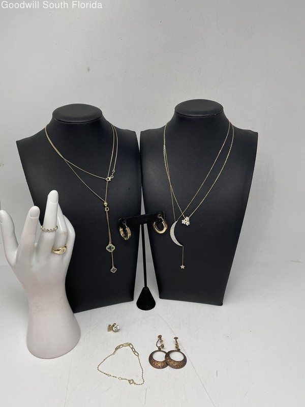 Silver Stamped/Unstamped Chain-Pendant-Earrings-Ring (9 Pcs) Weight 32.0gr