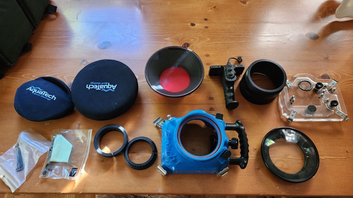 Aquatech underwater Housing for Canon 5D mark III and ports for 24