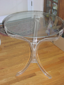 Vintage Lucite Table /  Vintage Mid Century  Table / Round Lucite Table