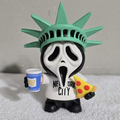 SF・ファンタジー・ホラー Classic TV Toys THE GRUESOME GHOST CULTUREFLY GHOST FACE IN DIFFERENT PLACES NEW BLIND BOX VINYL