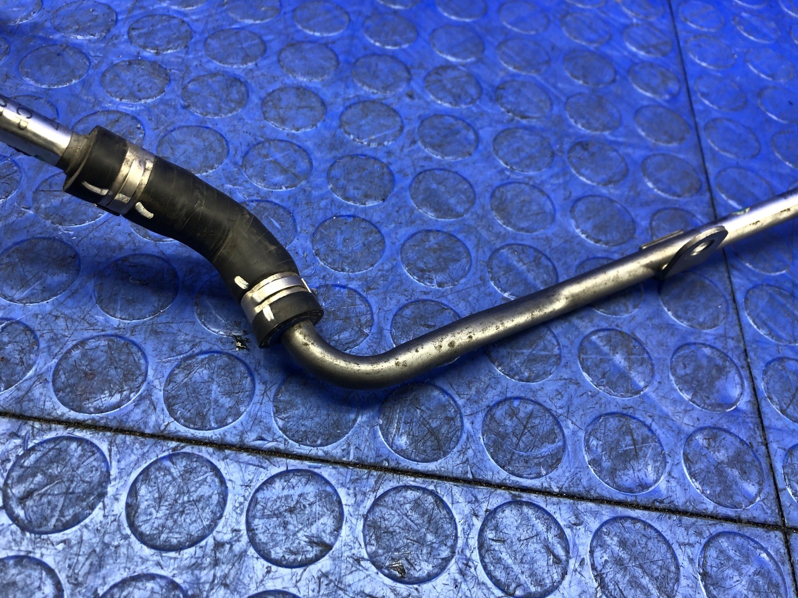 2016-2021 MCLAREN 570S OEM 3.8L TURBO OIL FEEL LINE HOSE PIPE 13F0756CP
