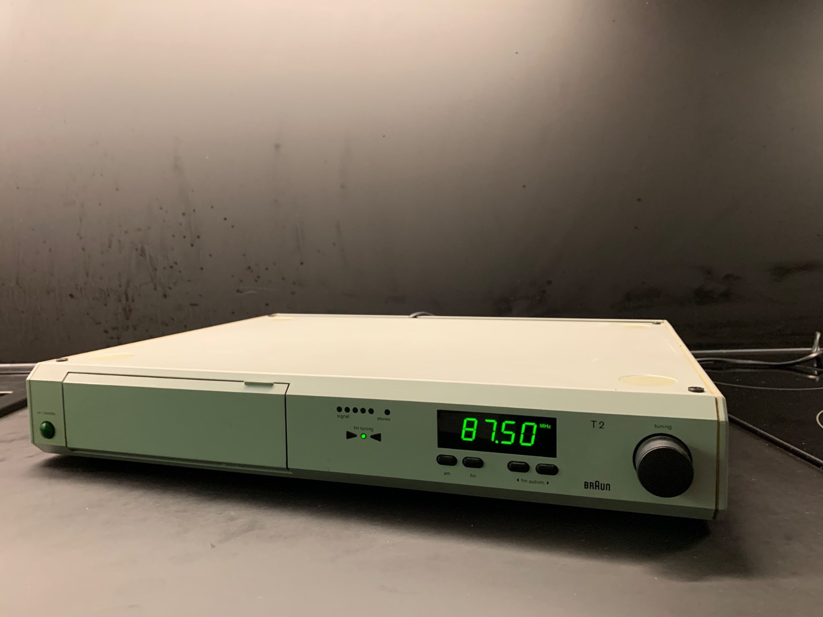 BRAUN Tuner Atelier HiFi T2, grau, guter Zustand