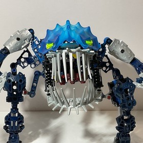 LEGO Bionicle Warriors Gadunka 8922 Complete with 2 Yellow Squid No Instructions