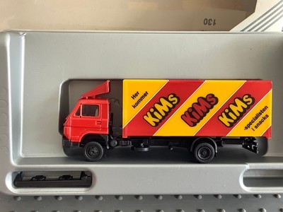  Herpa 141857 DK 1:87/H0 LKW MAN Koffer ''Kims Spezialitäten Snaks''(FJ230-4R22/6)