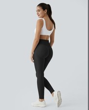 Halara Women  s S 7/8 Seamless Flow High Waisted Butt Lifting Leggings Black NWT