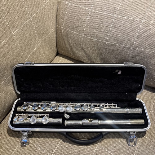 Odyssey OFL100 Flute with Hard Case Silver Beginners Learner School