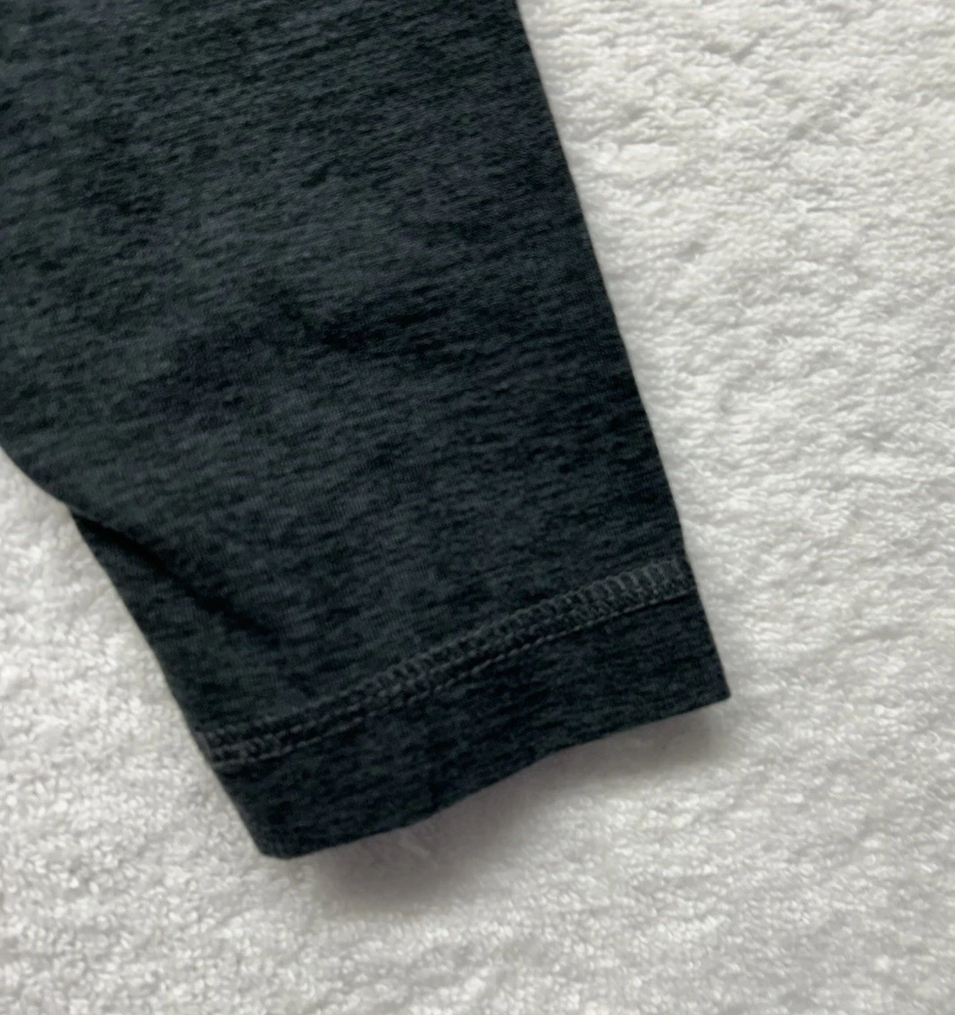 vuori long sleeve strato tech crew neck shirt