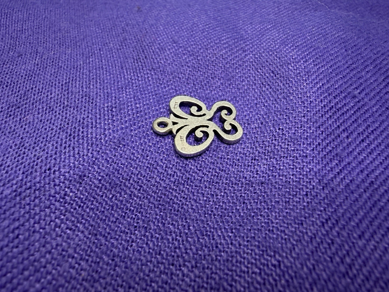 James Avery Sterling Silver Open Scrollwork Butte… - image 14