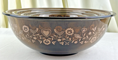 Pyrex Festive Harvest Set Of 4 Decorative Nesting Mixing Bowls, Amber Glass