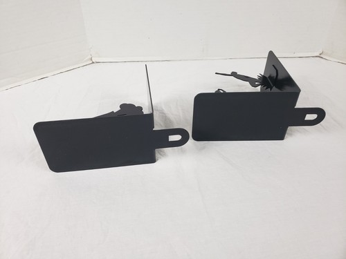 black metal bookends man shot out of cannon 7" x 7" - 第 7/7 張圖片