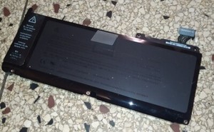 Apple MacBook 13 A1342 Unibody Ende 2009 Mitte 2010 661-5391 A1331 Akku defekt
