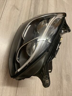 Mercedes-Benz SLC Right O/s OFFSIDE LED Headlight A172 906 38 01 