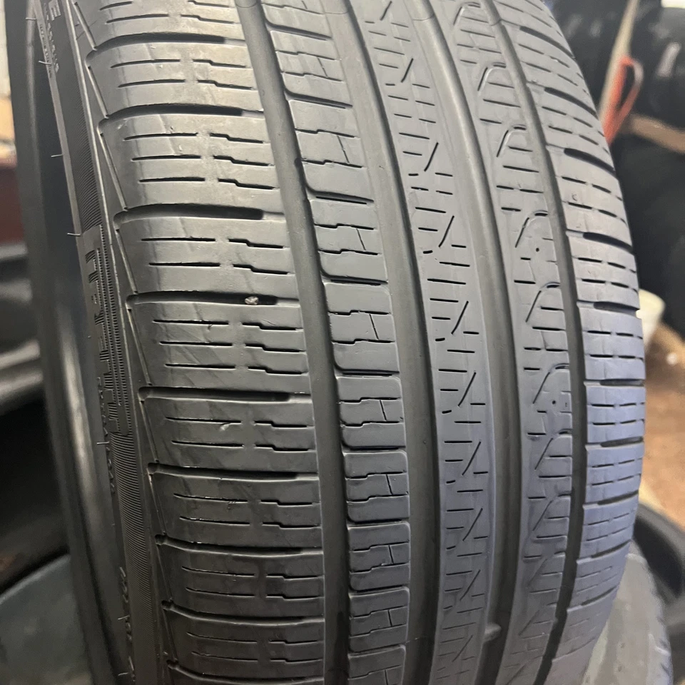 1 Neumático Pirelli Cinturato P7 Toda Temporada RunFlat BMW 225/40R18 92H Sin Parche Foto 3 de 4