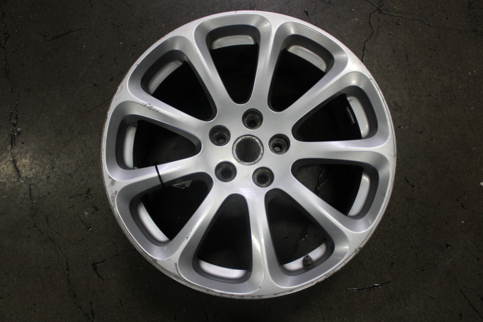 Maserati Quattroporte, Rear Wheel, Curb Rash, Used, P/N 82380806