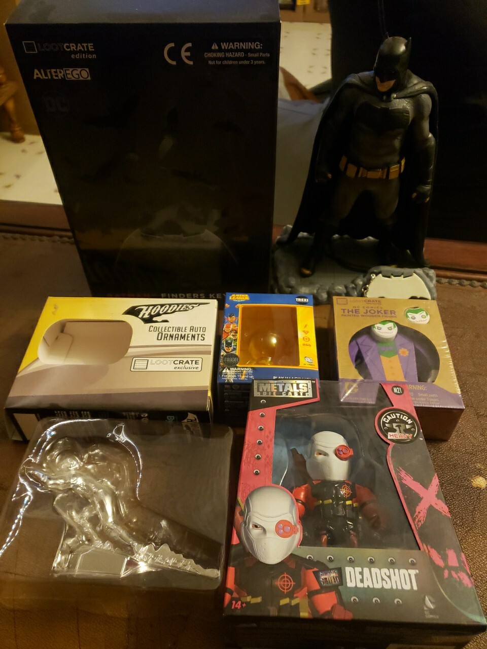 DC Collectibles Lot: Batman Keyper, Joker Figure, Deadshot Die Cast, Flash Statue