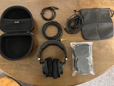 Audio-Technica ATH-M50X Headphones TESTED  Case 2x New Earpads OEM Accessories
