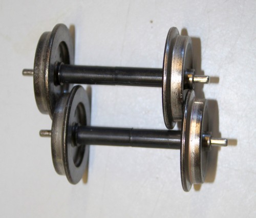 Escala G LILIPUT L999300 2x Juego de ruedas de disco de metal aislado. NEM 313 d=31,0 mm / #2435 | Zustand: Gebraucht
