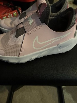 Nike Girls Pink Slip-On Lightweight Mesh Sneakers Low Top Athletic Shoes