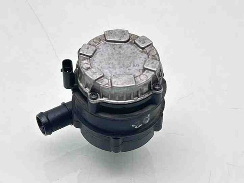 VW PASSAT Variant B8 3G5 Zirkulationswassermotor 04L965567 1.40 27240989