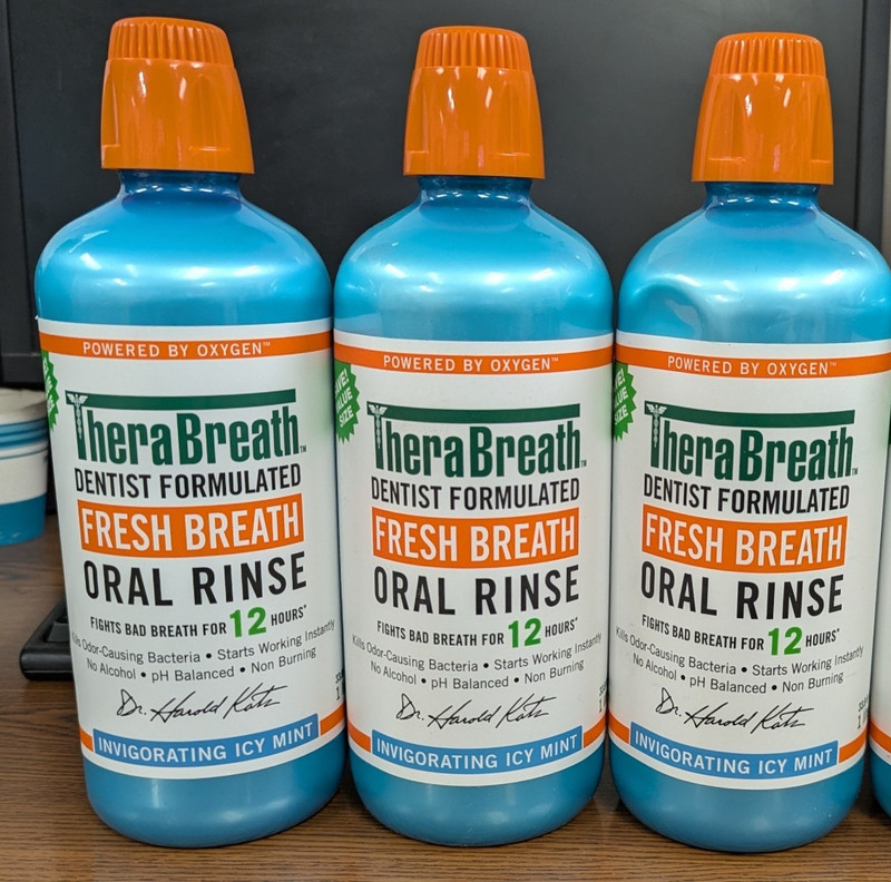 LOT OF 3 THERABREATH INVIGORATING ICY MINT ORAL RINSE 33.8fl oz