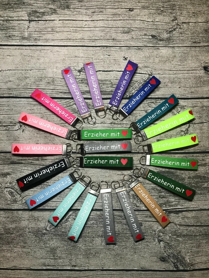 MARKENLOS Schlüsselanhänger Erzieher Erzieherin mit Herz Handmade Filz Geschenk