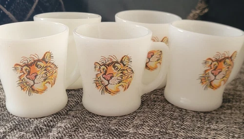 fire king mugs  lot Of 5