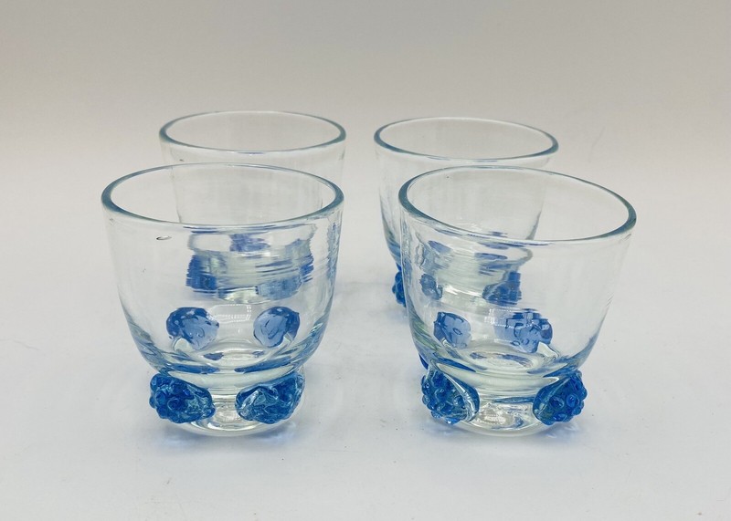 Designer Beverage Cocktail / Juice Glasses With Turquoise Blue Rosettes