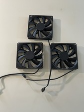 3 x 90x90x15mm Original Lüfter 12V / 4Pin für NerdQaxe++ Schwarz