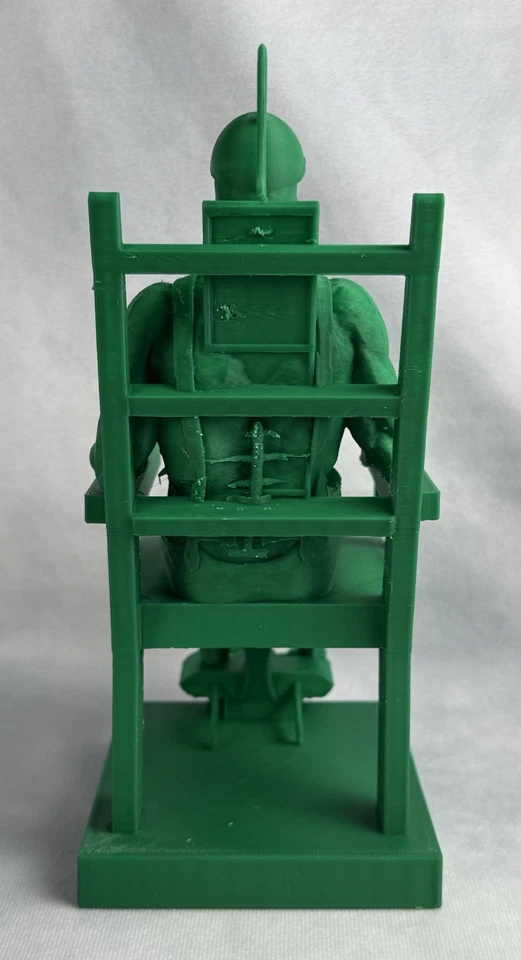 Figura Frankenstein en silla eléctrica verde Frankenstein Foto 3 de 4