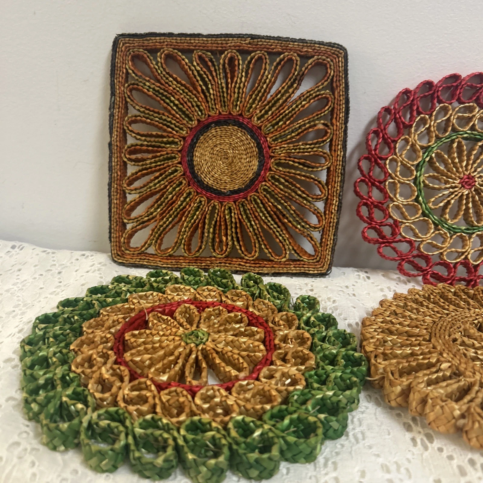 Vintage Hand Woven Straw Colorful Hot Pads Trivets Set Of 4 MCM 1970s Boho Retro image 16