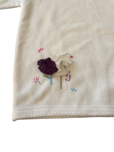 Pulcino Sports Wear vintage girls Fleece Ivory long sleeve shirt 3D flower Sz 4T - Picture 2 of 6