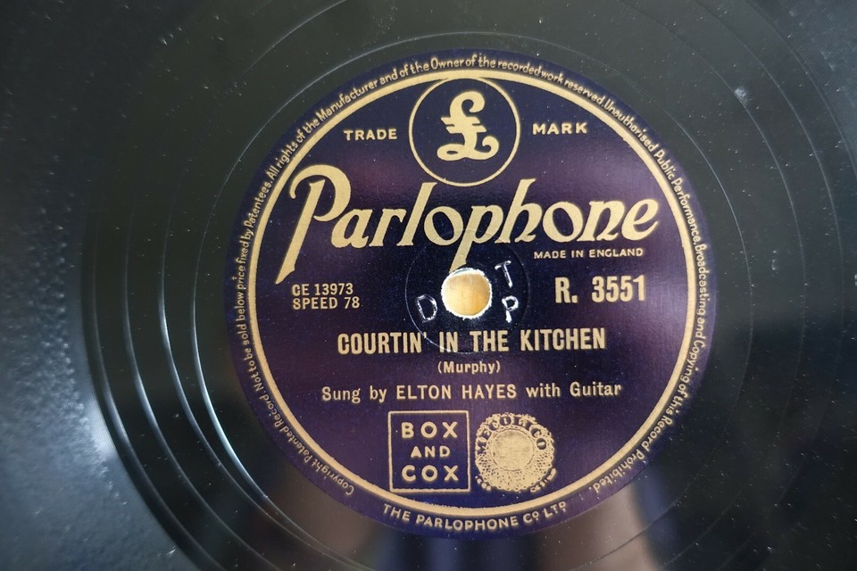 WALT DISNEY'S ROBIN HOOD ELTON HAYES 78 WHISTLE MY LOVE /RIDDLE DE ...