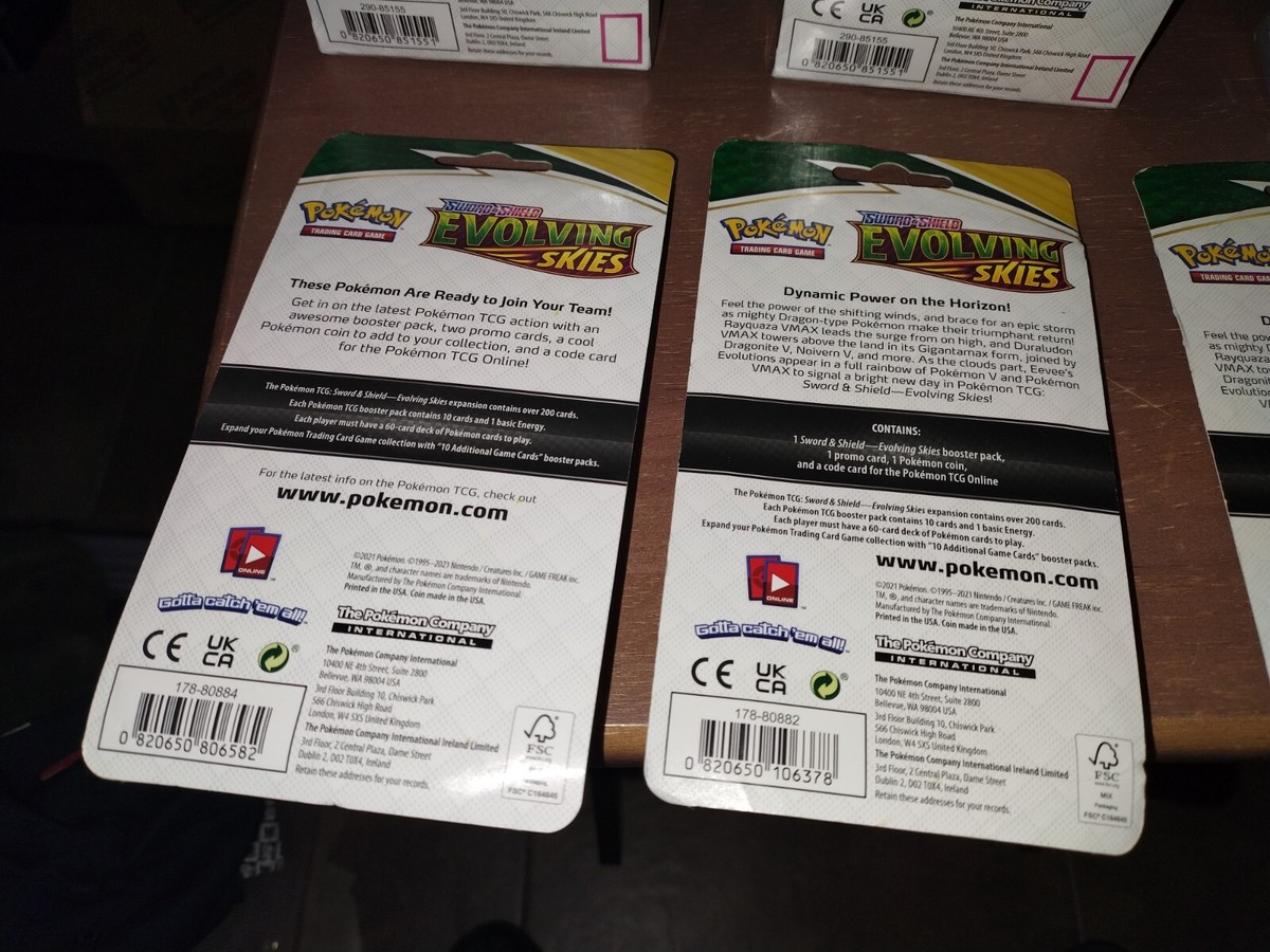 Nintendo Pokémon TCG Sword & Shield Evolving Skies Hanger Box (3