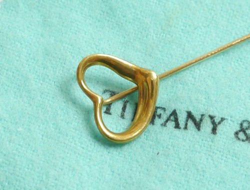 Authentic Tiffany & Co. Pin brooch open heart 750 K18 Yellow Gold #3743 - Picture 4 of 9